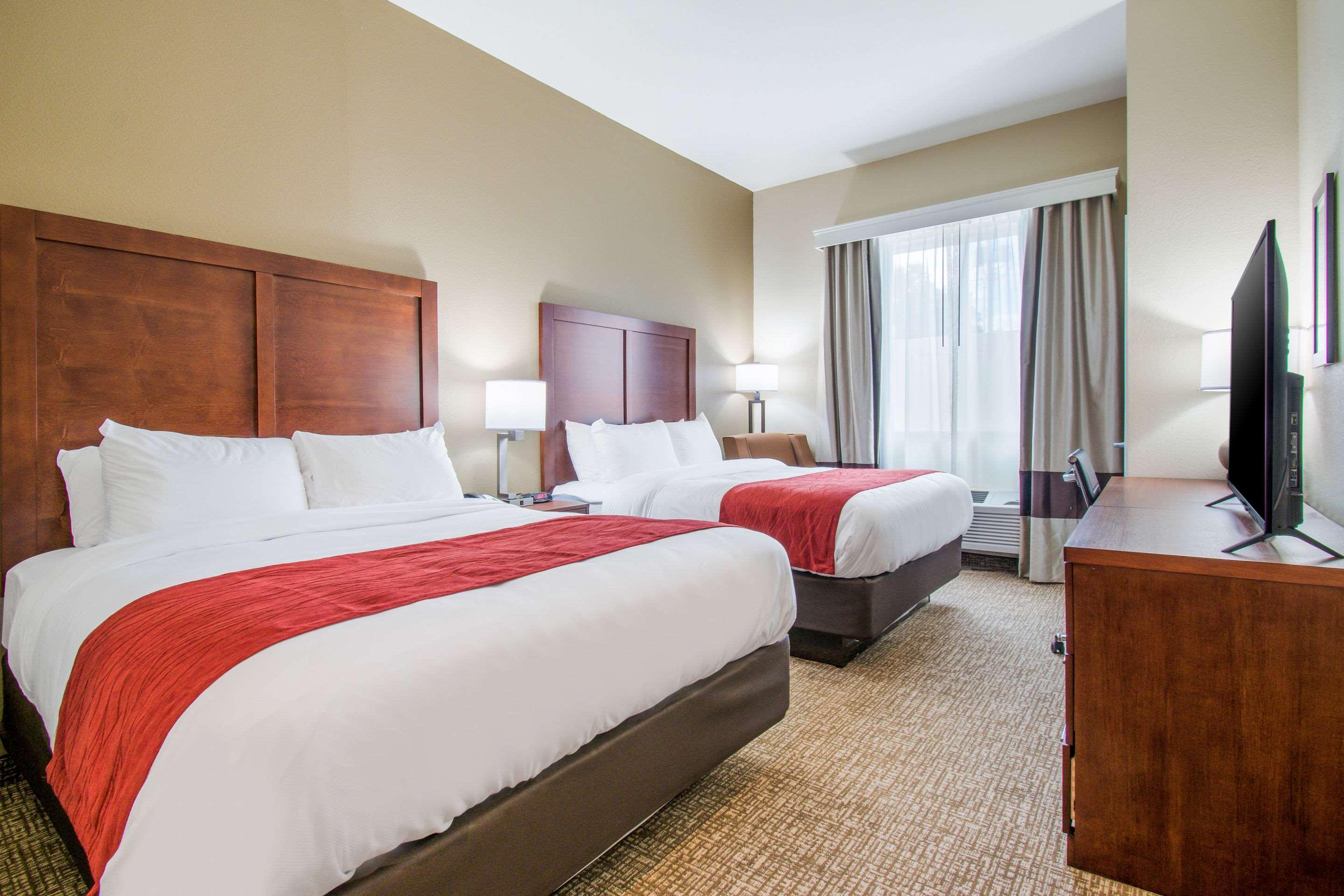 Comfort Inn & Suites Harrisburg - Hershey West Exteriör bild